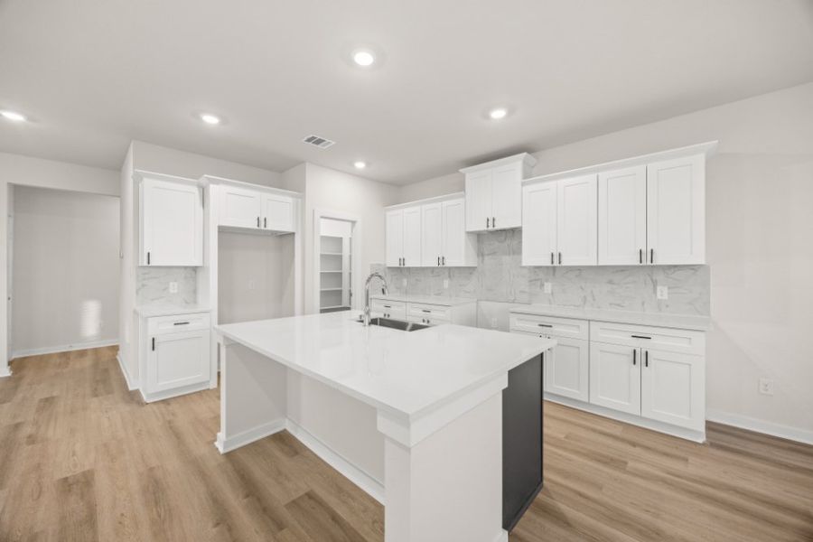 Furnished interior view inside a new home in Glendale Lakes, Rosharon (Image 6).