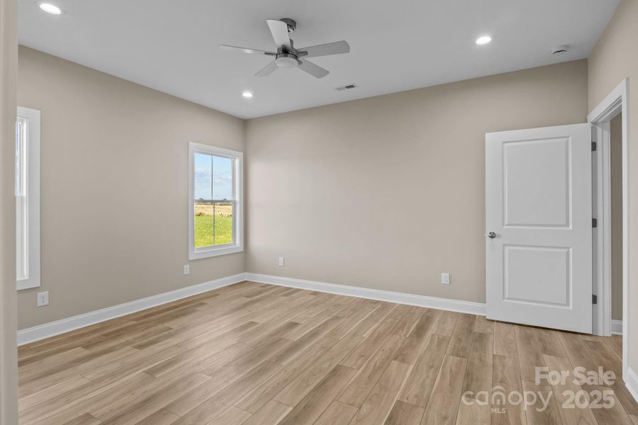 Spacious, unfurnished interior of a new home in , Olin (Image 29). Spacious, unfurnished interior of a new home in , Olin (Image 29).