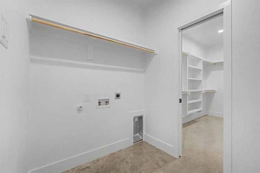 Spacious, unfurnished interior of a new home in , Pottsboro (Image 26).