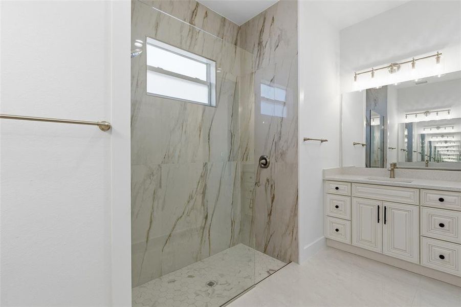 Furnished interior view inside a new home in , Port Charlotte (Image 4).