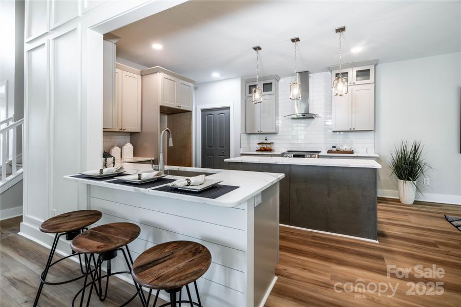 Furnished interior view inside a new home in , Dallas (Image 23). Furnished interior view inside a new home in , Dallas (Image 23).