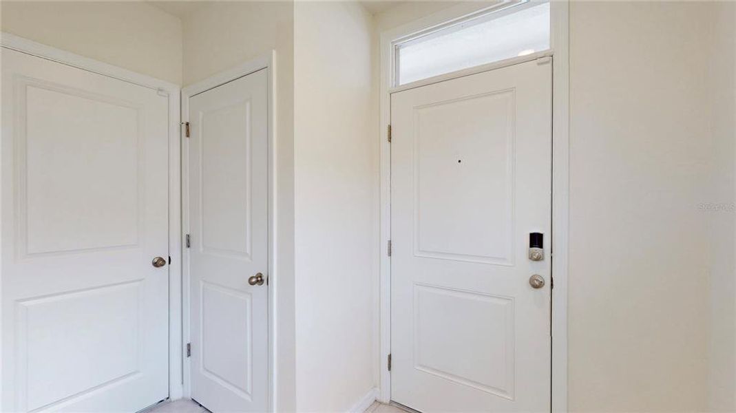 Spacious, unfurnished interior of a new home in , Umatilla (Image 21).