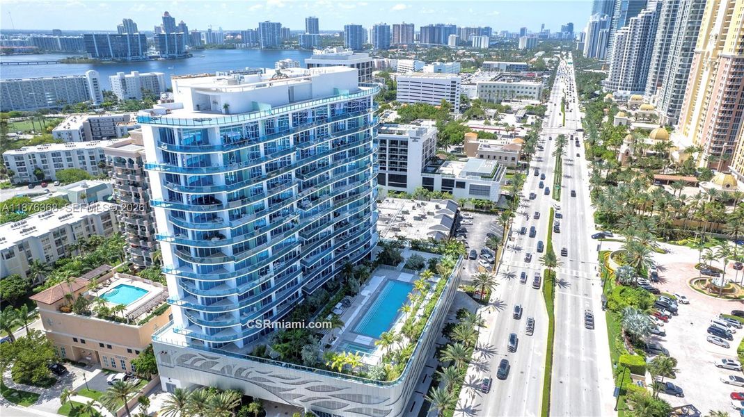 Condo located in Sunny Isles Beach, FL showcasing its design and architecture (Image 5).