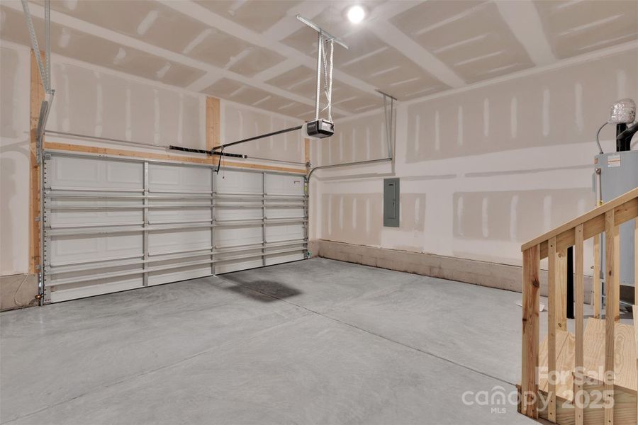 Image 38 of a home in .