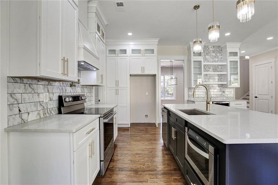 Furnished interior view inside a new home in , Snellville (Image 7). Furnished interior view inside a new home in , Snellville (Image 7).