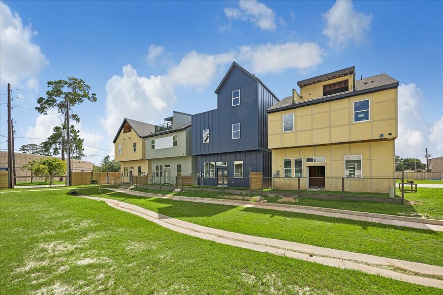 The Yard View Exterior The Yard View Exterior