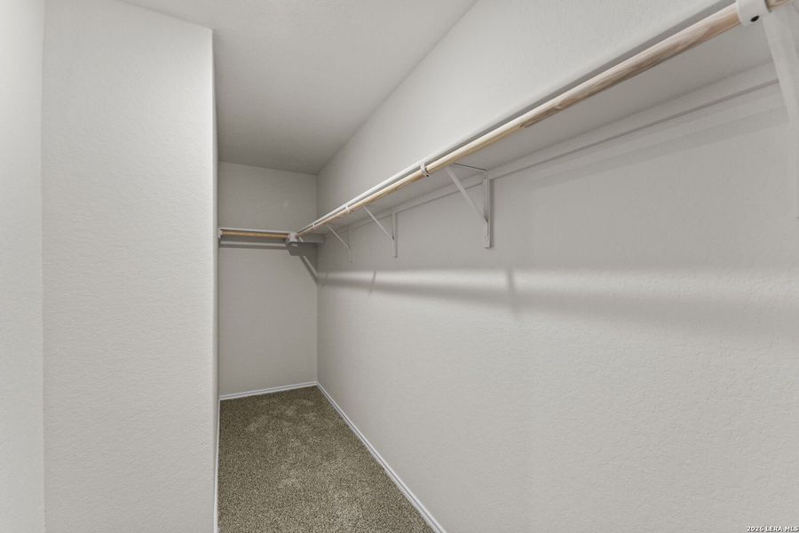 Spacious, unfurnished interior of a new home in Swenson Heights, Seguin (Image 13).