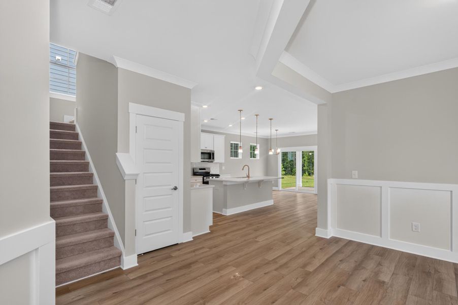 Spacious, unfurnished interior of a new home in Highland Bluff, Aiken (Image 11).