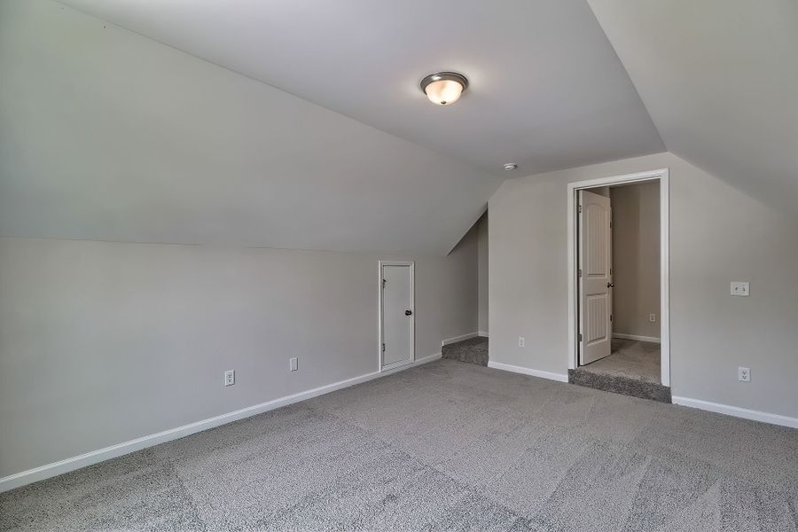 Representative unfurnished interior of a home built from the Sabel II by Great Southern Homes in Cottages at Roofs Pond, West Columbia (Image 46).