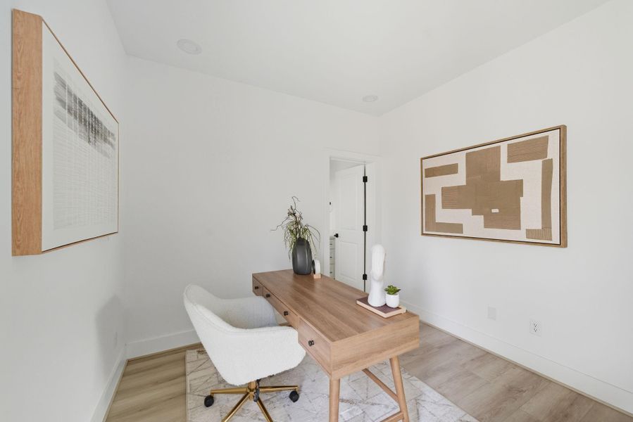 Furnished interior view inside a new home in Hammerly Blvd, Houston (Image 30). Furnished interior view inside a new home in Hammerly Blvd, Houston (Image 30).