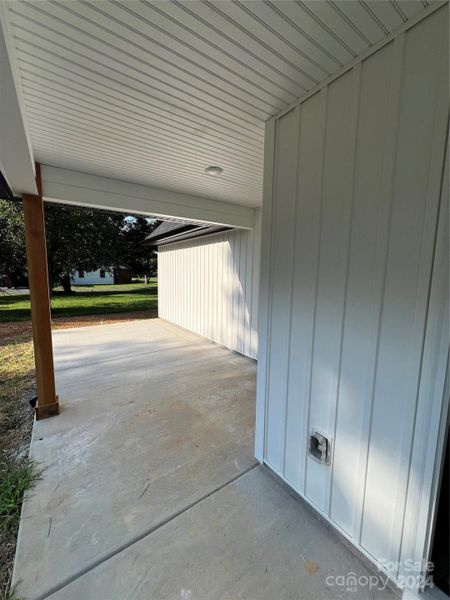 Covered porch and patio area