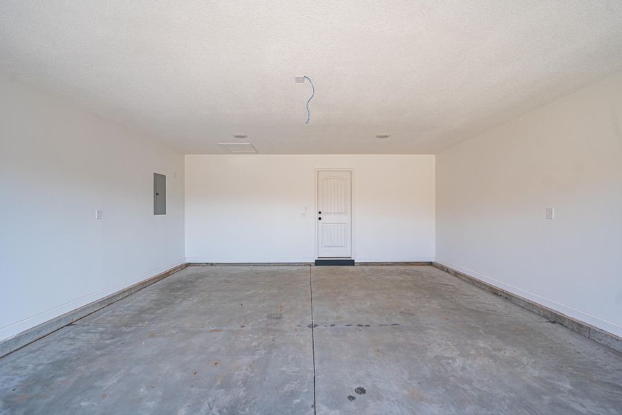 Representative unfurnished interior of a home built from the Sumter by Enchanted Homes in Ballentine Ridge, Lyman (Image 20).