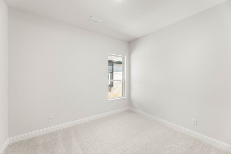 Spacious, unfurnished interior of a new home in Timberbrook, Justin (Image 25).