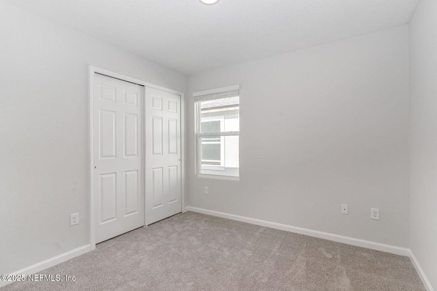 Spacious, unfurnished interior of a new home in , Jacksonville (Image 16).