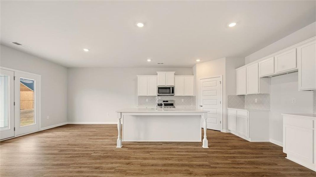Furnished interior view inside a new home in Preserve at Dove Creek, Statham (Image 7). Furnished interior view inside a new home in Preserve at Dove Creek, Statham (Image 7).