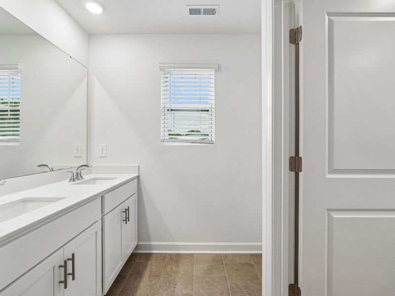 Furnished interior view inside a new home in Oxford Station, Salisbury (Image 7).