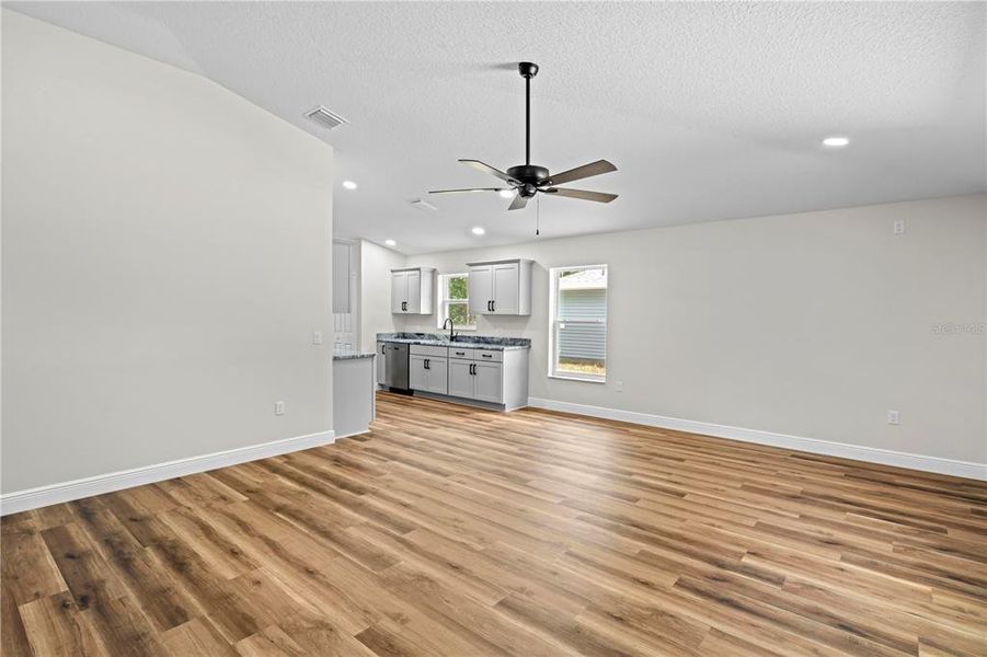 Spacious, unfurnished interior of a new home in , Brooksville (Image 10).