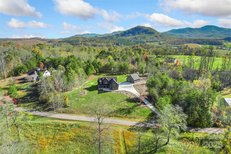 Image 36 of a home in .