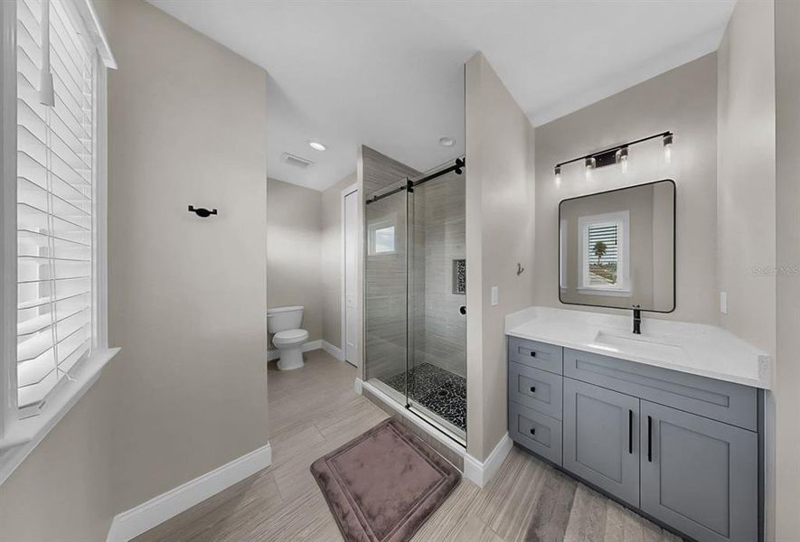 Furnished interior view inside a new home in , Apollo Beach (Image 25).