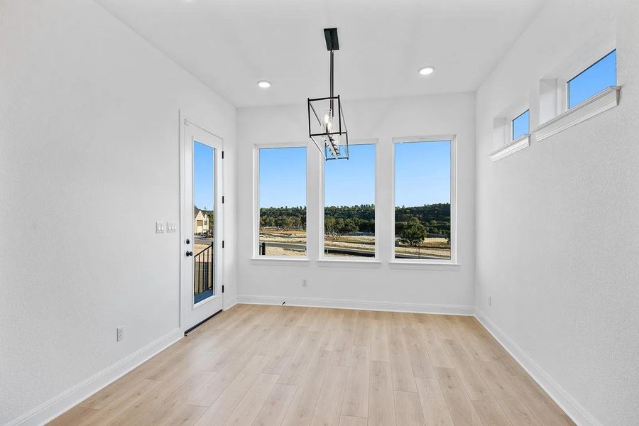 Spacious, unfurnished interior of a new home in Wolf Ranch West Bend - 60', Georgetown (Image 19).