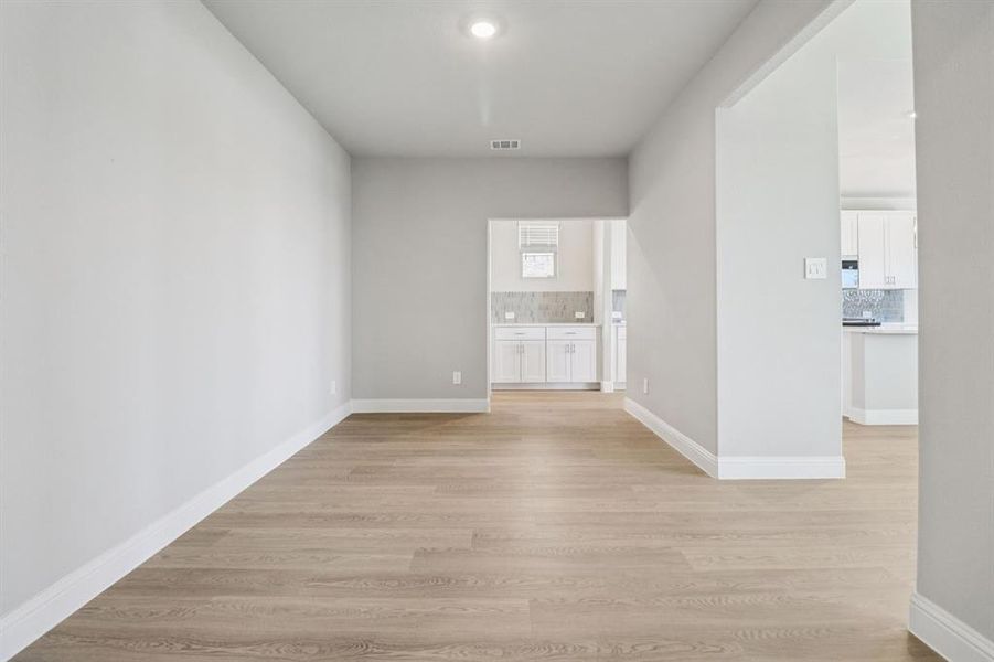 Spacious, unfurnished interior of a new home in Lakehaven - Premier Series, Farmersville (Image 37).