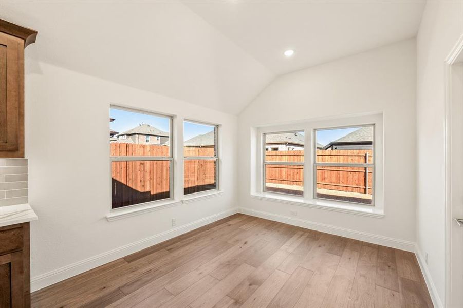 Spacious, unfurnished interior of a new home in Country Lakes, Denton (Image 37).