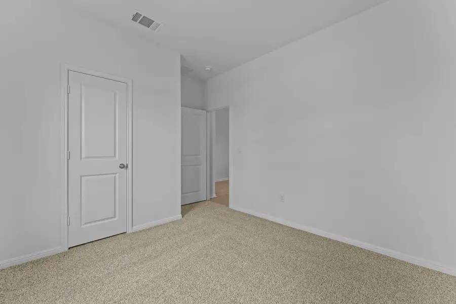 Spacious, unfurnished interior of a new home in , Georgetown (Image 27).