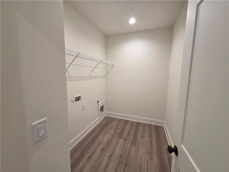 Spacious, unfurnished interior of a new home in , Dallas (Image 22). Spacious, unfurnished interior of a new home in , Dallas (Image 22).