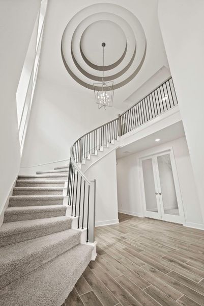 Spacious, unfurnished interior of a new home in Elyson - 40', Katy (Image 11).