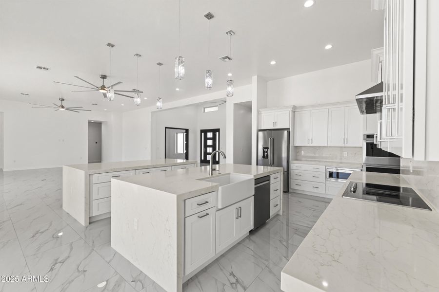 33__mgl1877 copy 33__mgl1877 copy