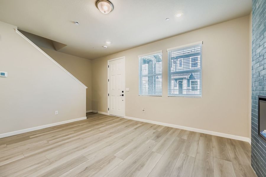 1,420sf New Home in Longmont, CO. - Slide 8 1,420sf New Home in Longmont, CO. - Slide 8