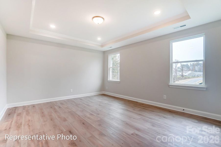 Spacious, unfurnished interior of a new home in Rone Creek, Waxhaw (Image 15).