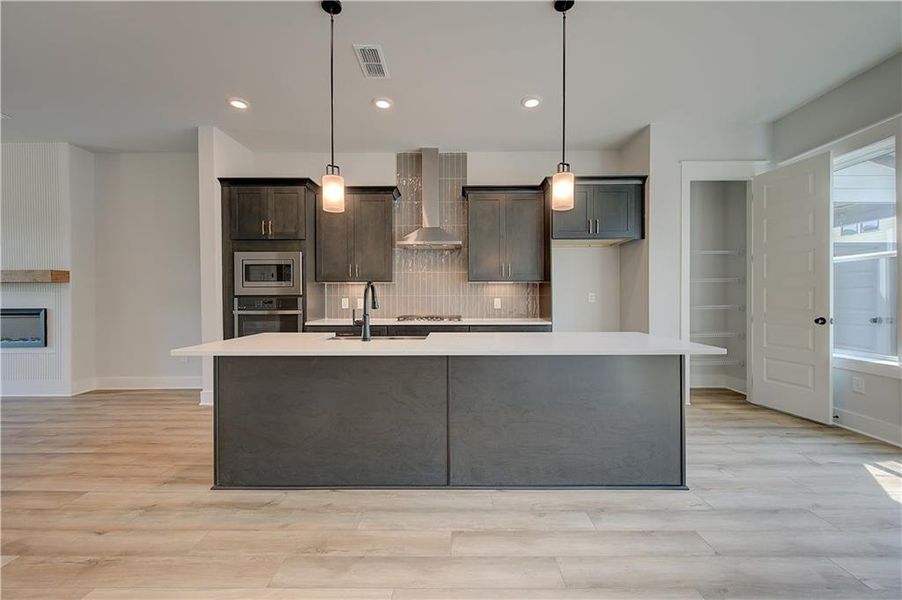 Furnished interior view inside a new home in Barrett Pointe, Kennesaw (Image 6).