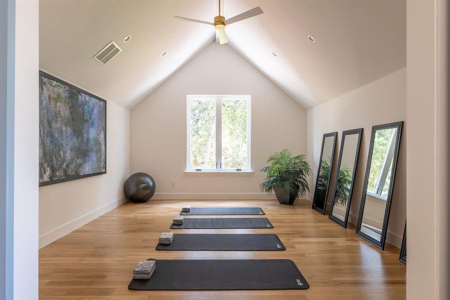 Image 34 of a home in .