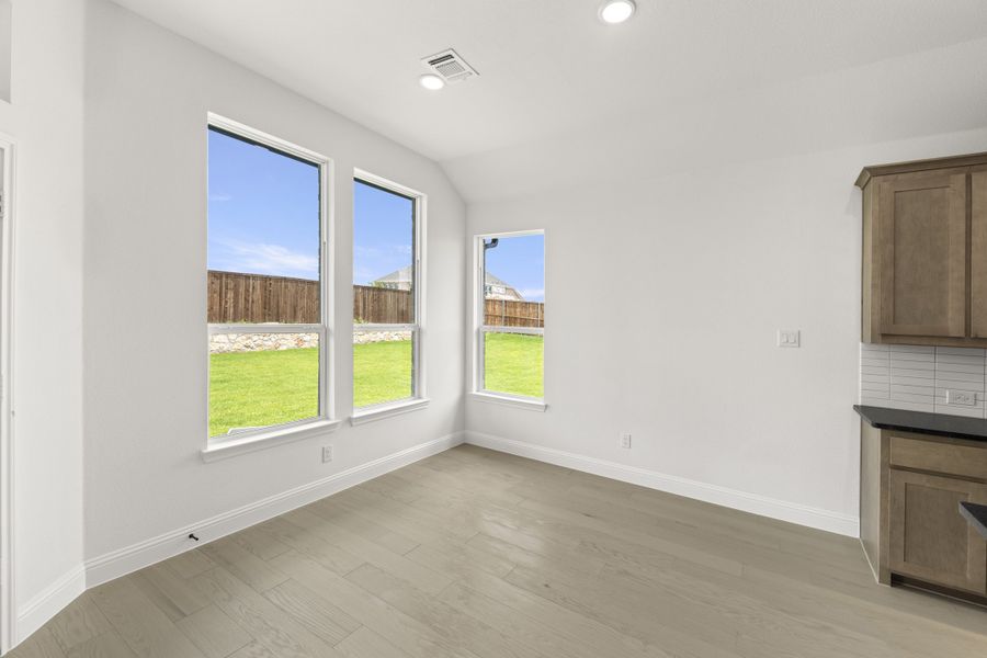Spacious, unfurnished interior of a new home in Lovers Landing, Forney (Image 15). Spacious, unfurnished interior of a new home in Lovers Landing, Forney (Image 15).