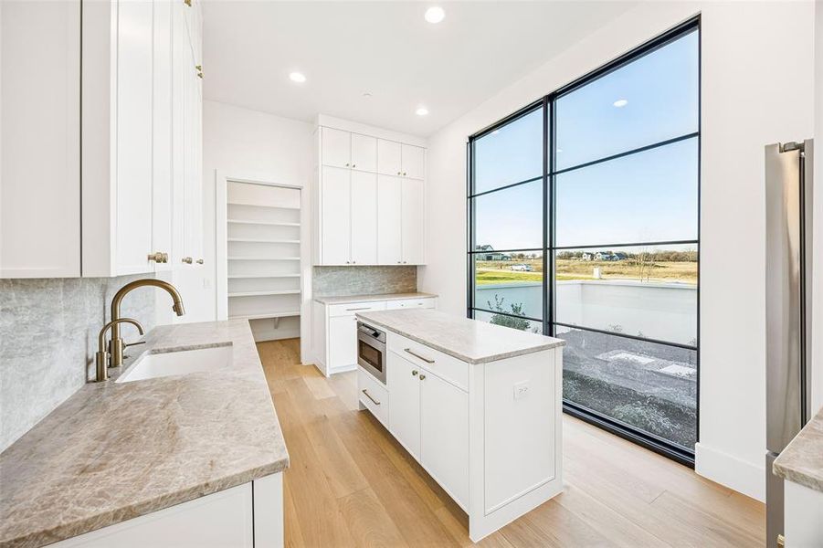 Furnished interior view inside a new home in , Bartonville (Image 9).