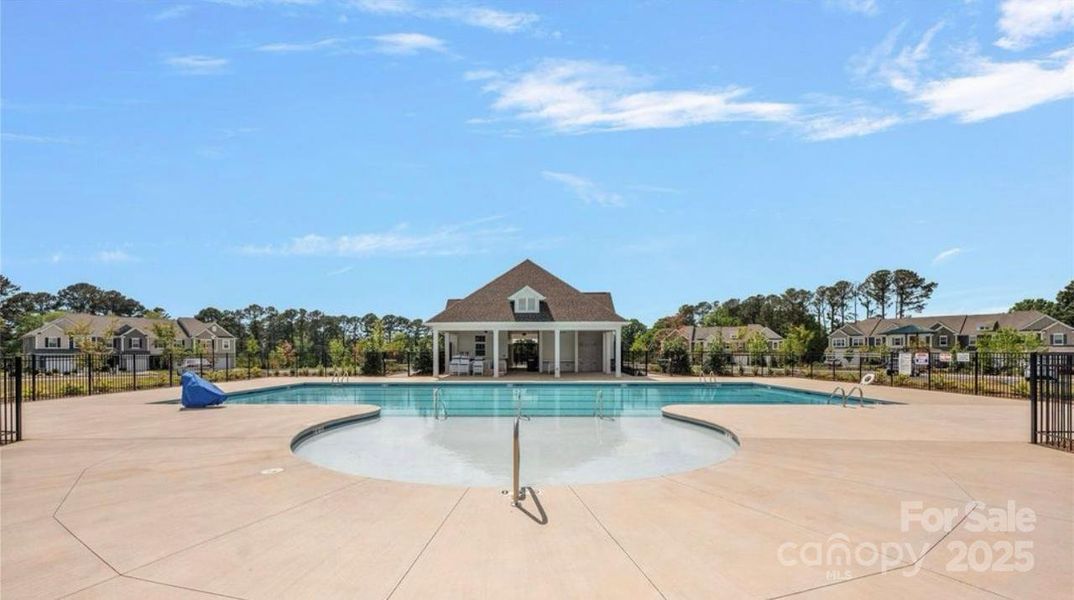 Community amenities in Piper Landing, Concord (Image 36).