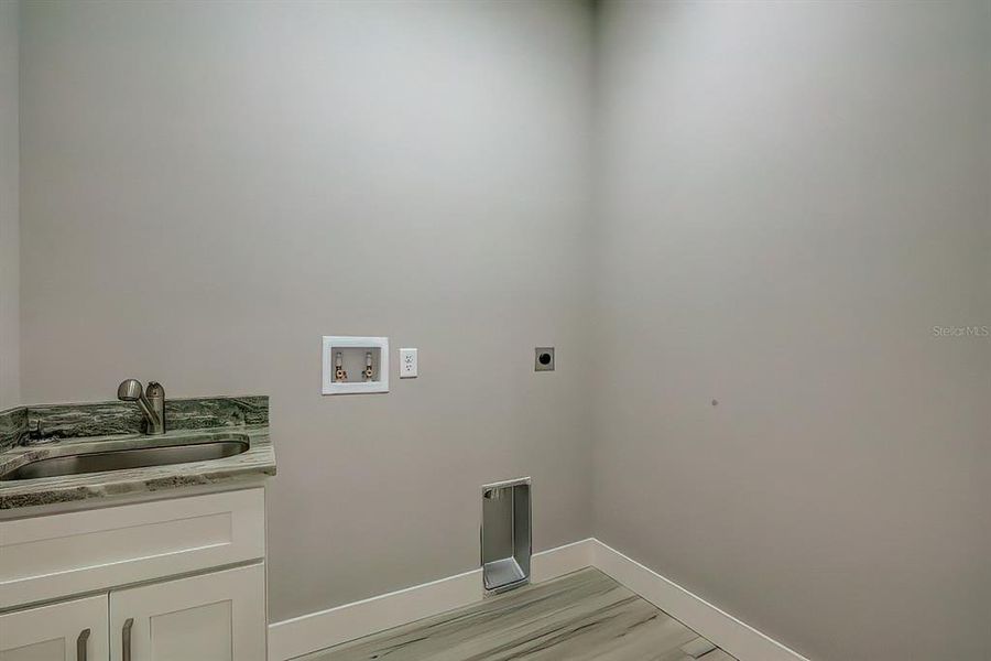 Picture is example of Windsor II Laundry Room Picture is example of Windsor II Laundry Room