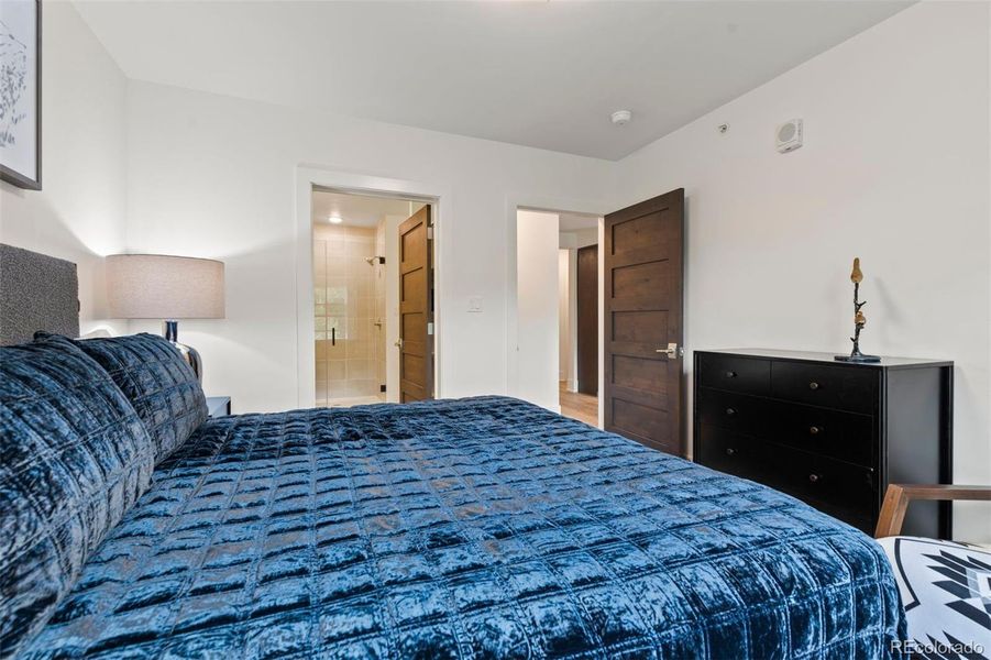 Furnished interior view inside a new home in , Silverthorne (Image 10).