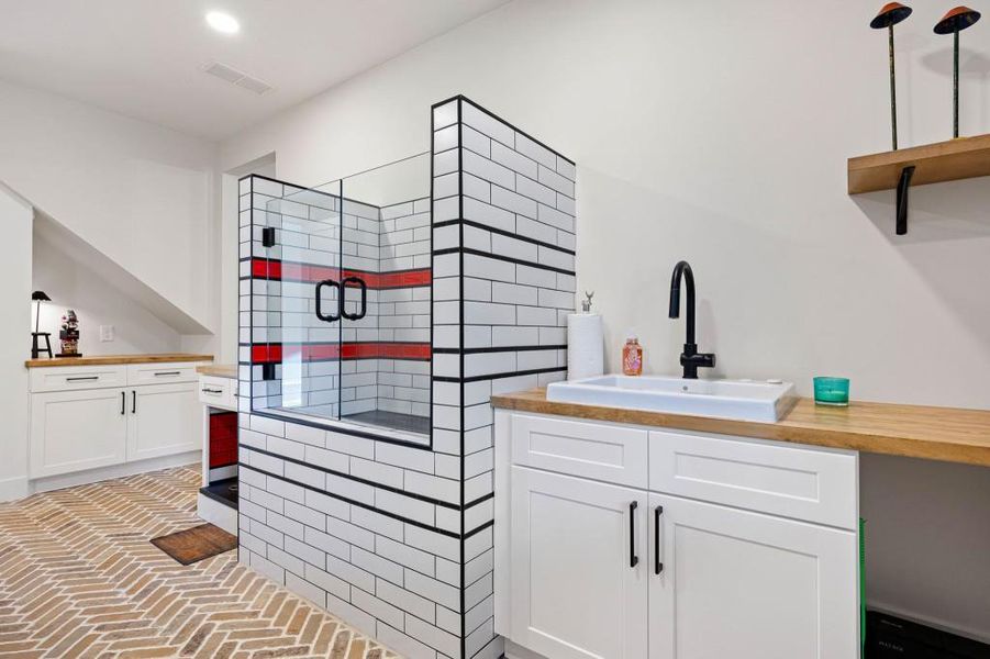 Furnished interior view inside a new home in , Rydal (Image 80).