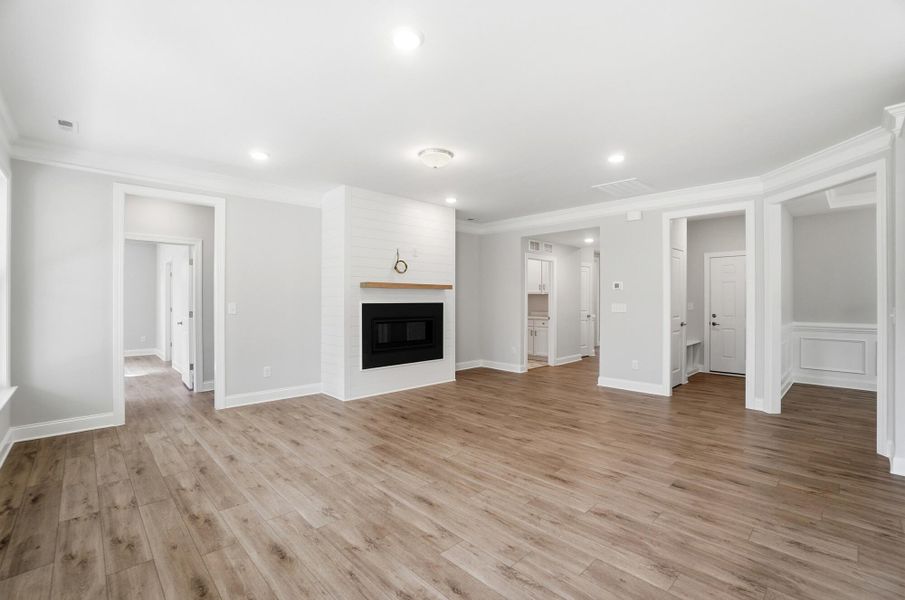 Spacious, unfurnished interior of a new home in Rone Creek, Waxhaw (Image 46).