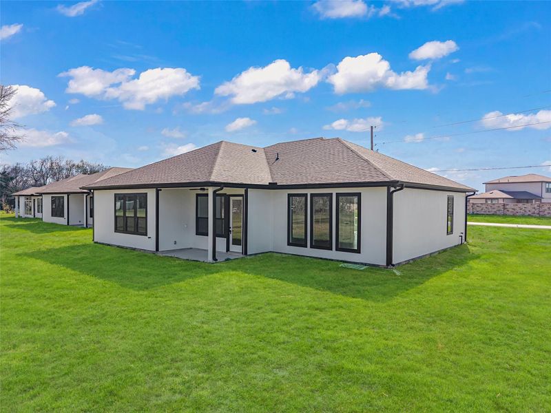 Exterior details and patio area of a home in , Dayton (Image 25).