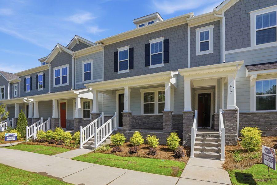 Front exterior of a new home in Bratton Pointe, Rock Hill, SC, highlighting curb appeal (Image 2).