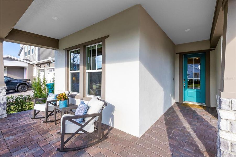 Exterior details and patio area of a home in Laureate Park, Orlando (Image 4).