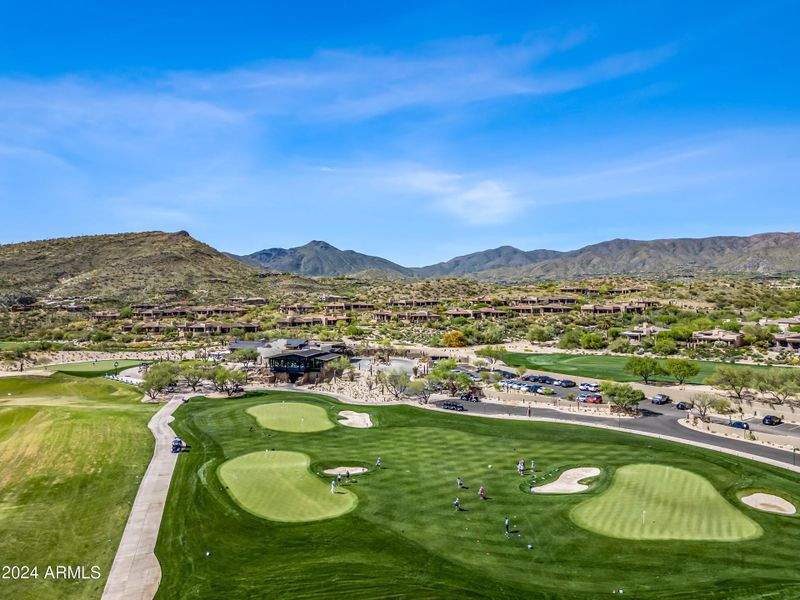 8-Desert Mountain-ocupix