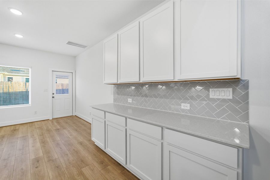 Furnished interior view inside a new home in Hunters Glen, Jarrell (Image 6).