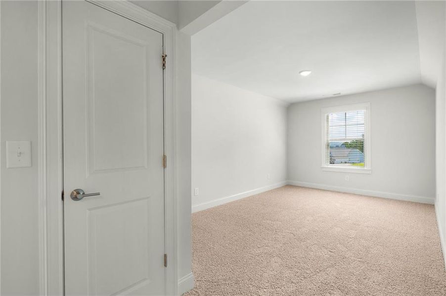 Spacious, unfurnished interior of a new home in The Landing at Miller’s Ferry, Adairsville (Image 23). Spacious, unfurnished interior of a new home in The Landing at Miller’s Ferry, Adairsville (Image 23).