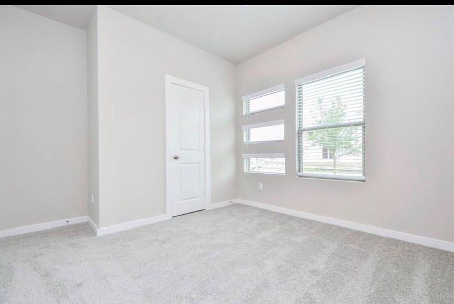 Spacious, unfurnished interior of a new home in Arabella on the Prairie, Richmond (Image 15).