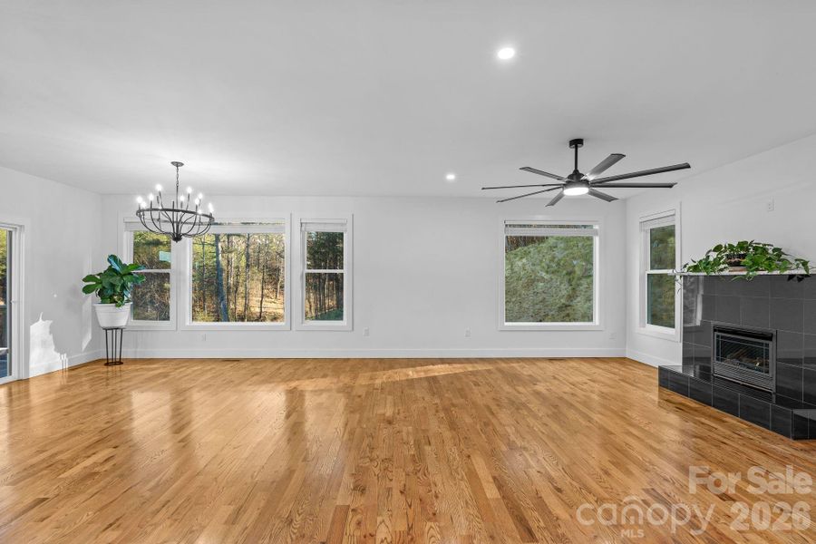 Spacious, unfurnished interior of a new home in , Weaverville (Image 36).