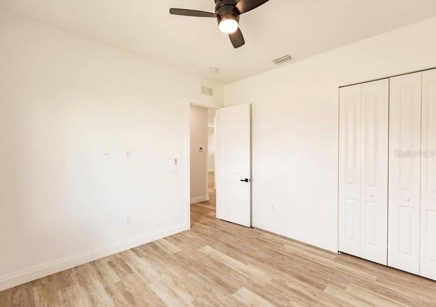 Spacious, unfurnished interior of a new home in , Punta Gorda (Image 22).